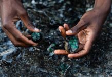 Esmeraldas Gemfields geraram uma atividade de licitação fervorosa durante o último leilão