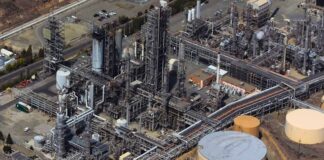 ExxonMobil-Led Consortium Awards Initial Contract for Massive Mozambique LNG Venture
