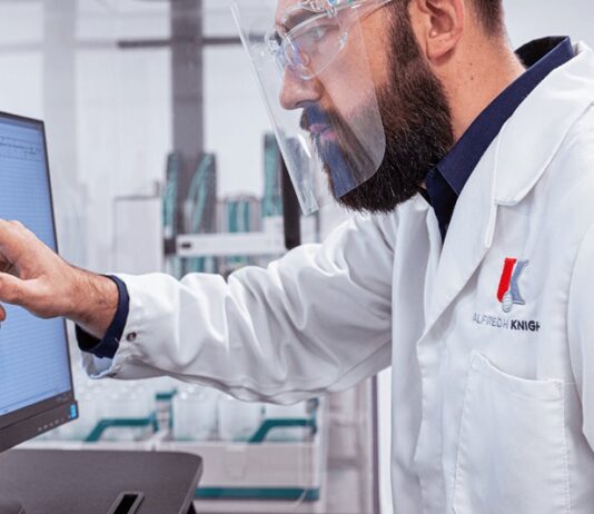 Alfred H Knight Opens State of the Art Laboratory in Maputo